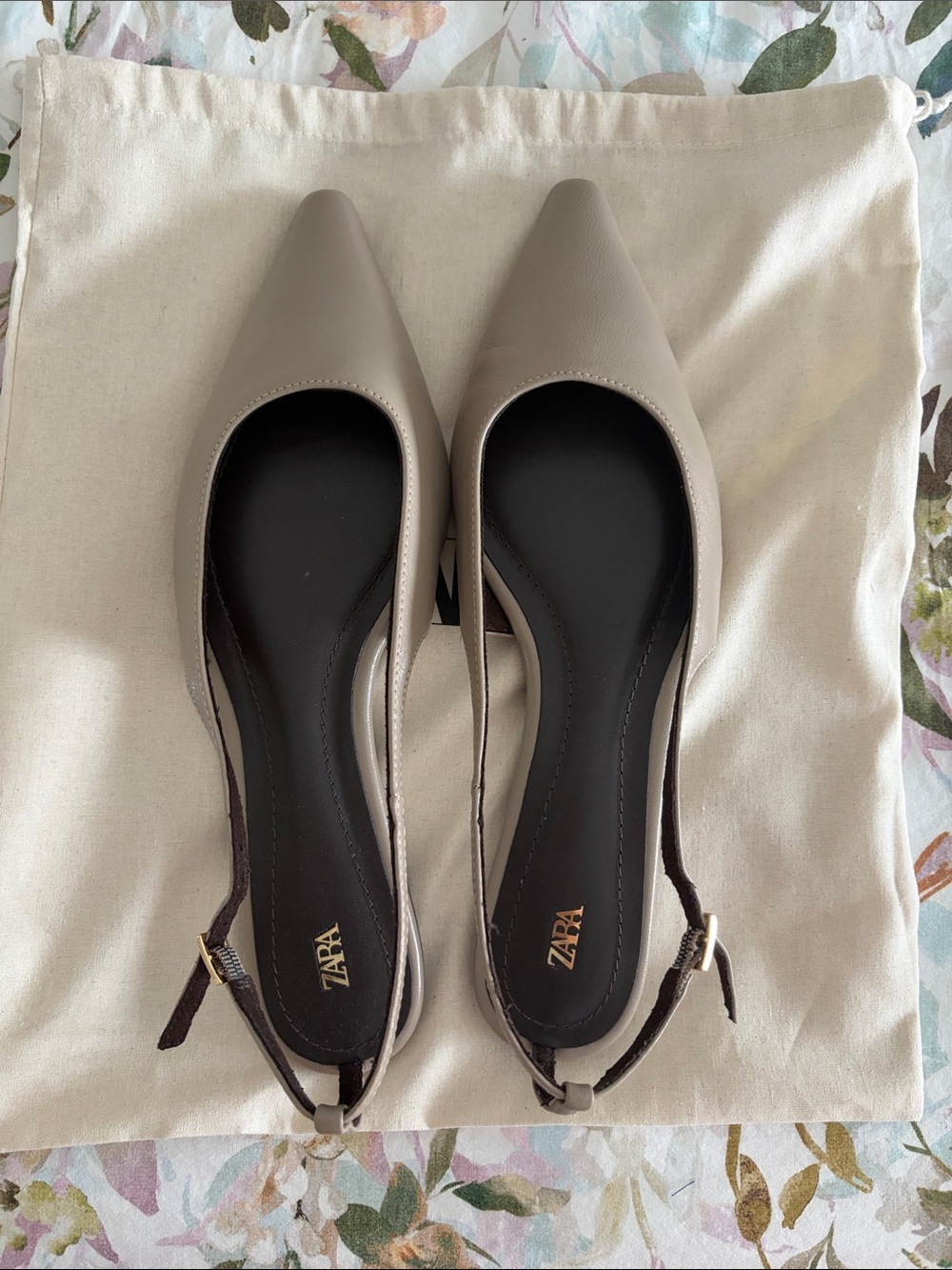 ZARA Pointed Slingback Flats in Taupe